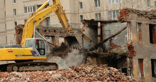 Демонтаж фасада в Махачкале: цены за м2 от 369 рублей | Сварной-Мхч