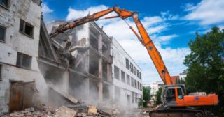 Промышленный демонтаж зданий Махачкала, цена от 3003 руб.