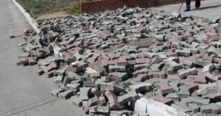 Демонтаж тротуарной плитки Махачкала, цена от 3003 руб.